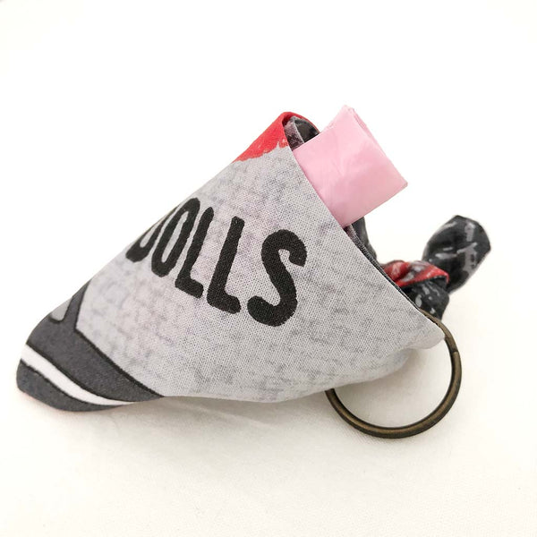 Keychain London Calling with Pet Bag Dispenser